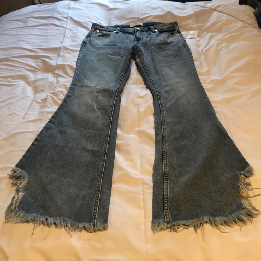 Free People Flared Distressed Jeans SZ 25